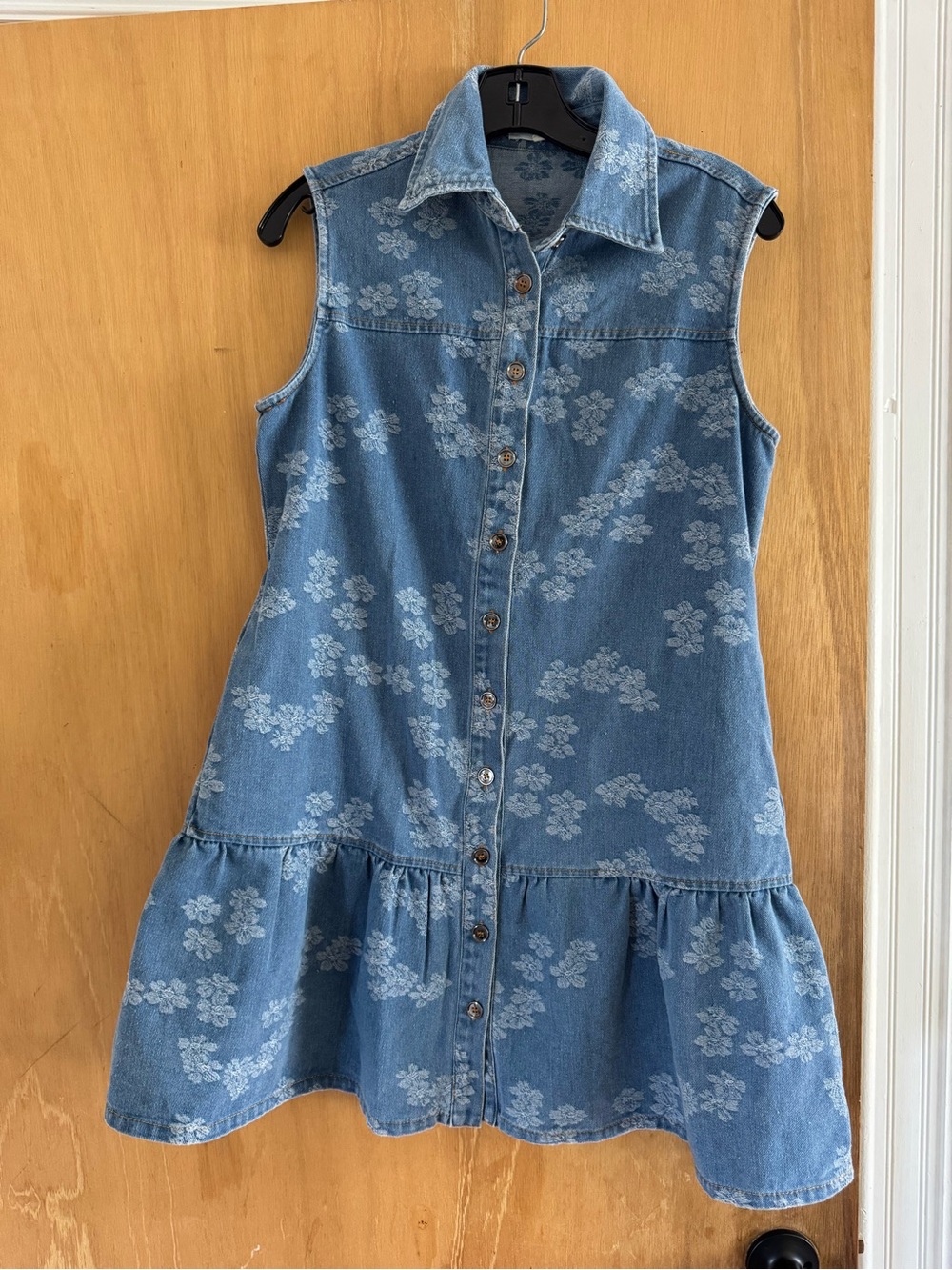 Women's Blue Floral Denim Button-Front Dress
